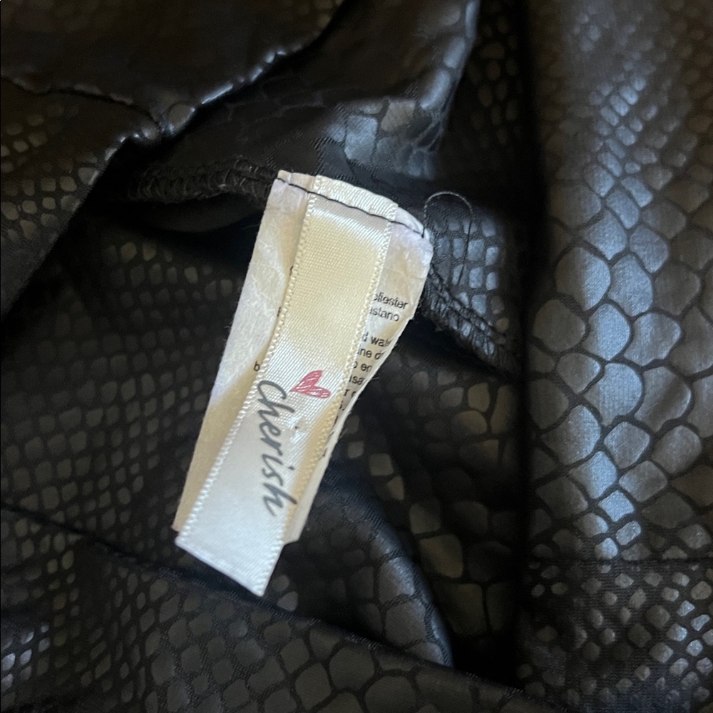 CHERISH BLACK SNAKE SKIN FAUX LEATHER LEGGINGS - Picture 2 of 12